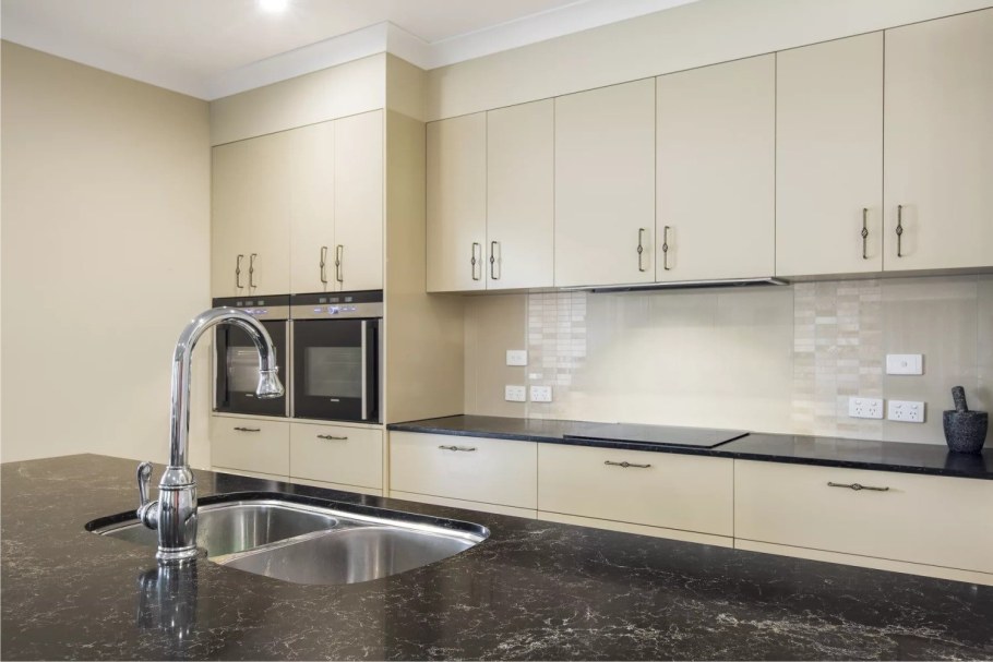 Vre[YZ В современном стиле