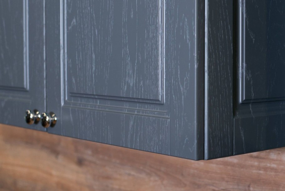 Дуб фактурный антрацит 7031-80