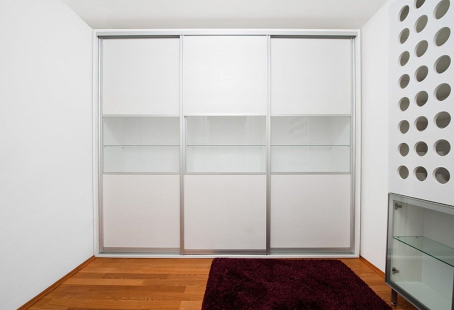 Шкаф купе белый 4х СТВ