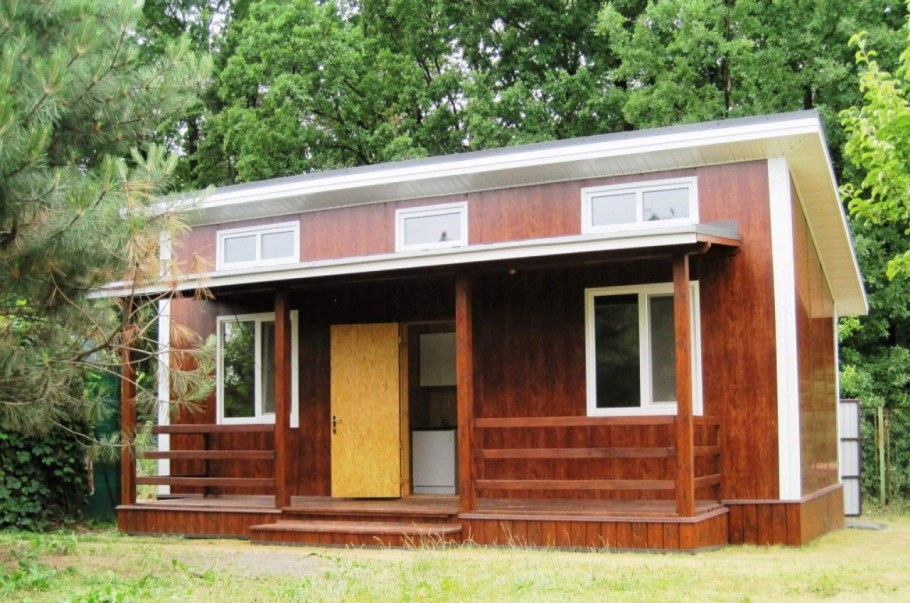 Дачный домик из сибпанелей