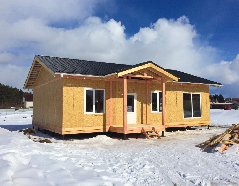 Дачный домик из СИП панелей