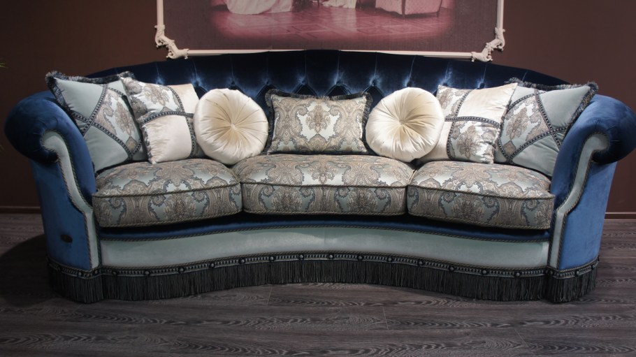 Классические диваны в три кита