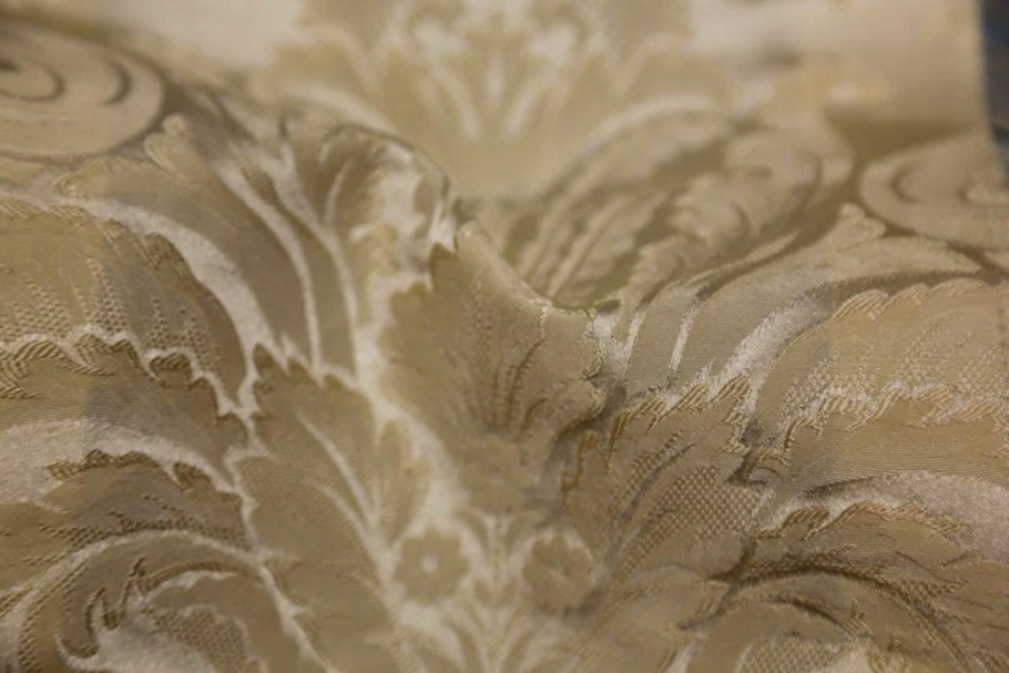 Дорогая ткань