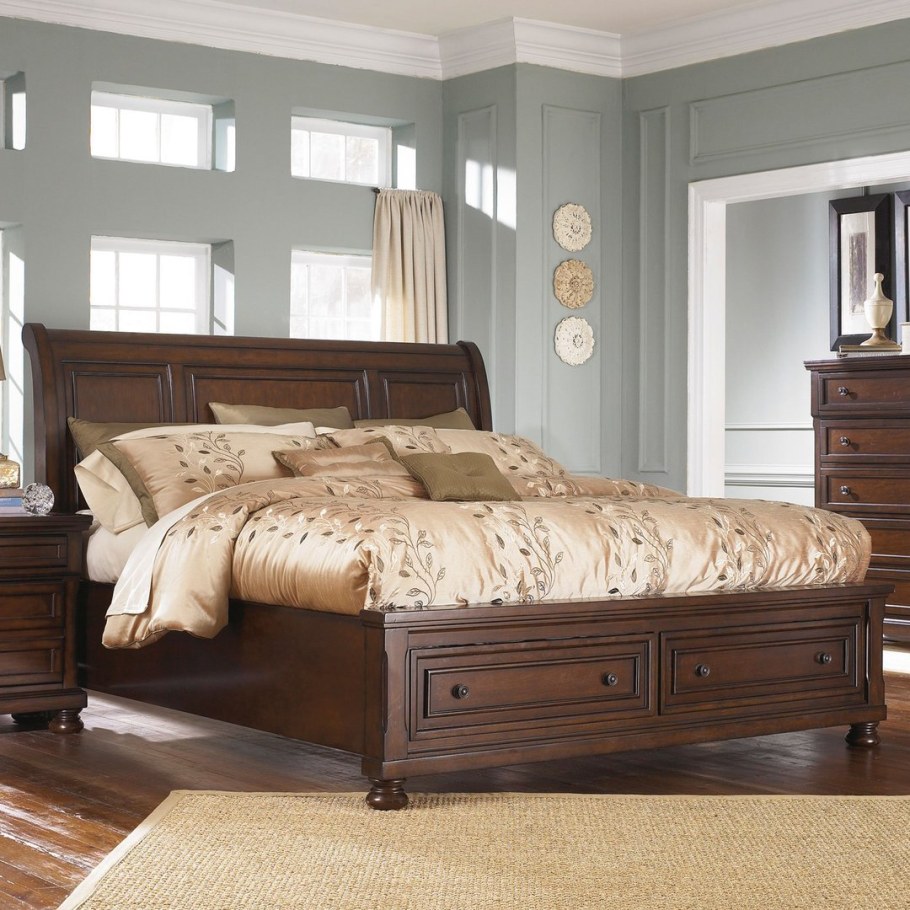 B697 Ashley кровать