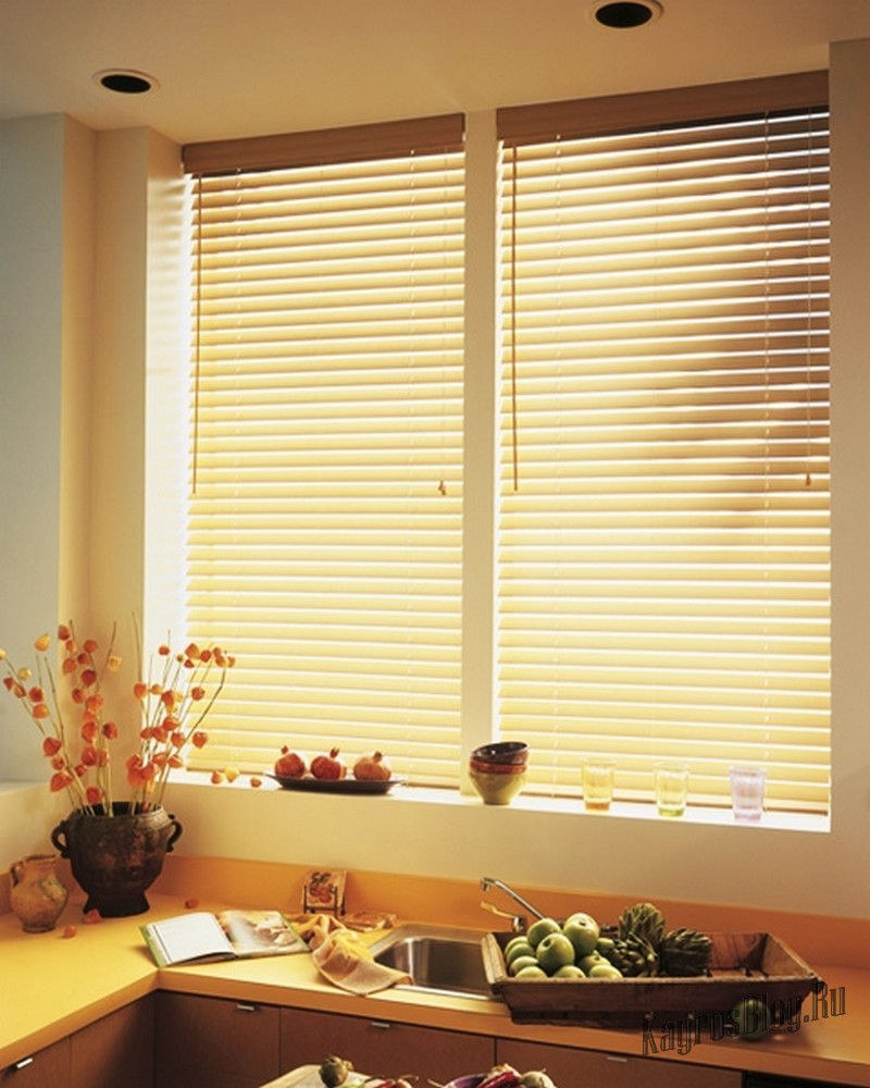 Жалюзи на кухню горизонтальные