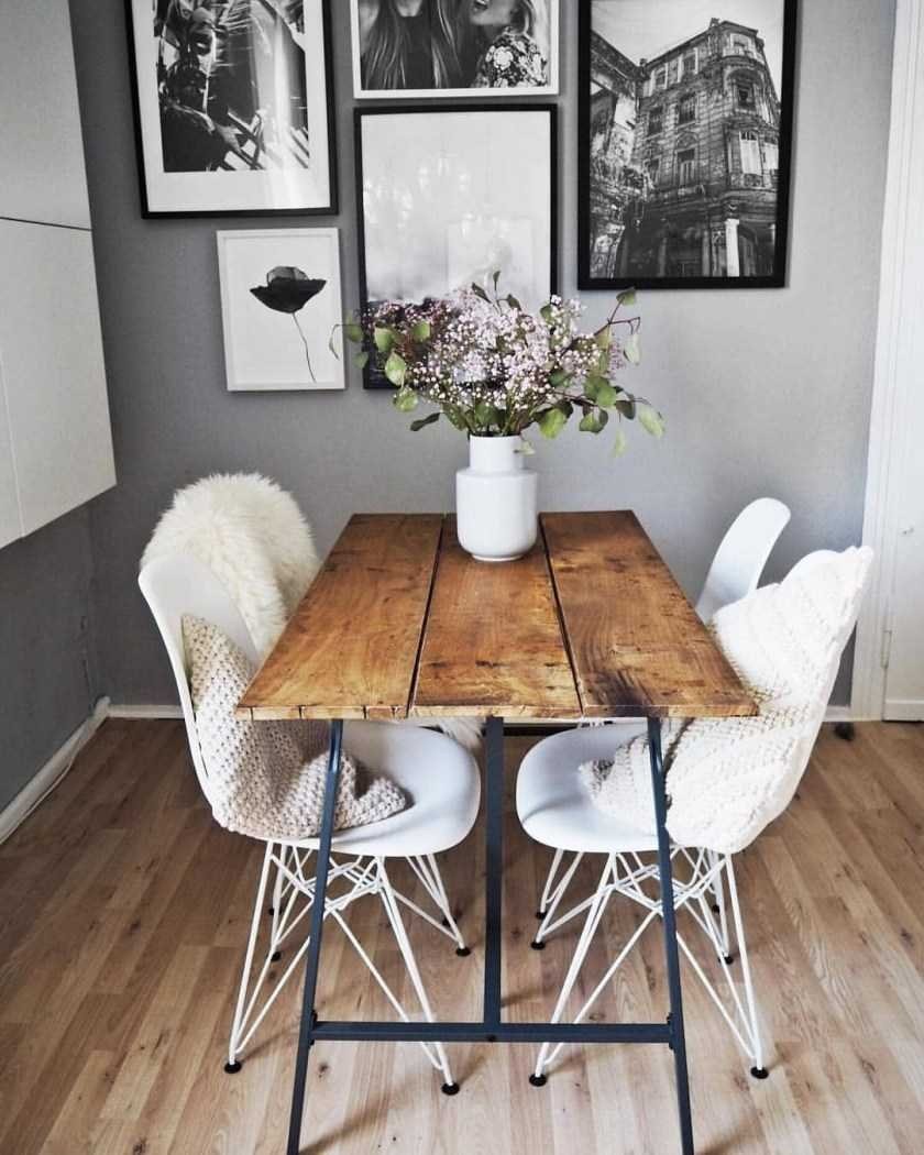 Обеденный стол в интерьере кухни