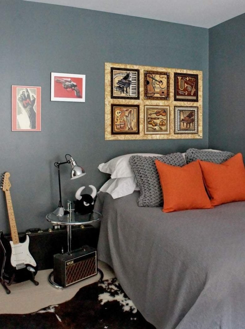 Оранжевая комната для подростка