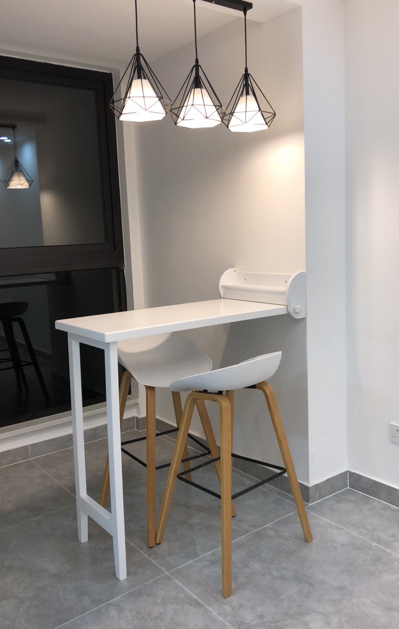 Откидной барный столик