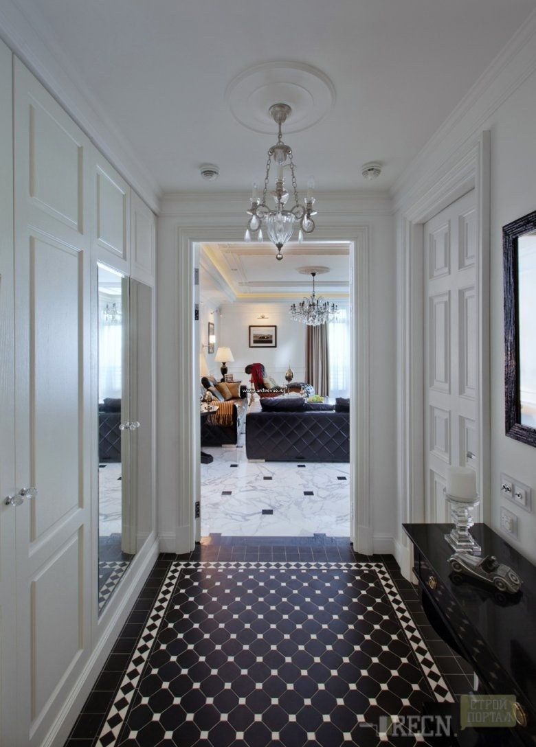 Метлахская плитка в прихожей