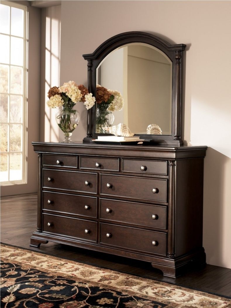 Комод с зеркалом (71 фото)