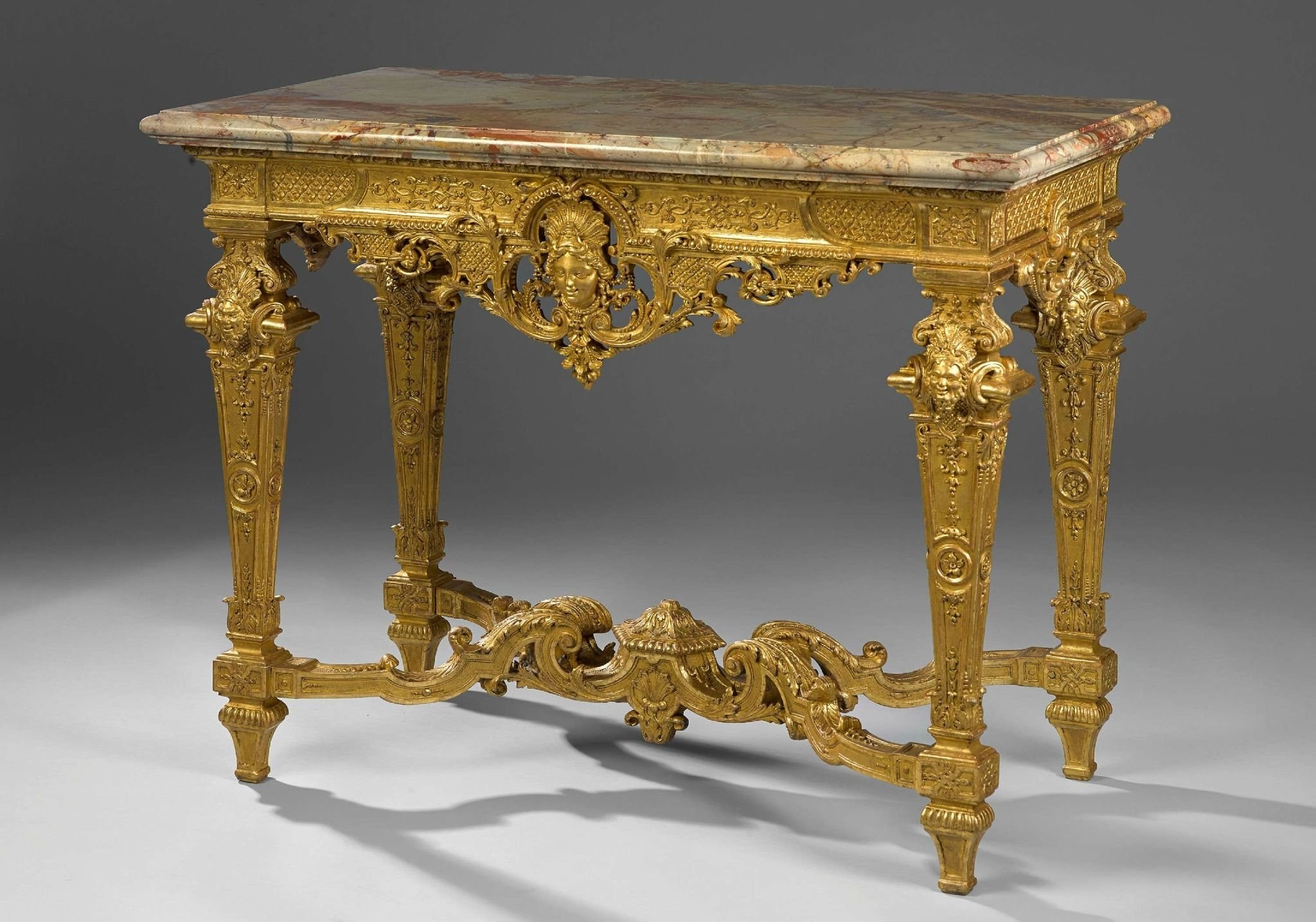 антикварная мебель 17 века