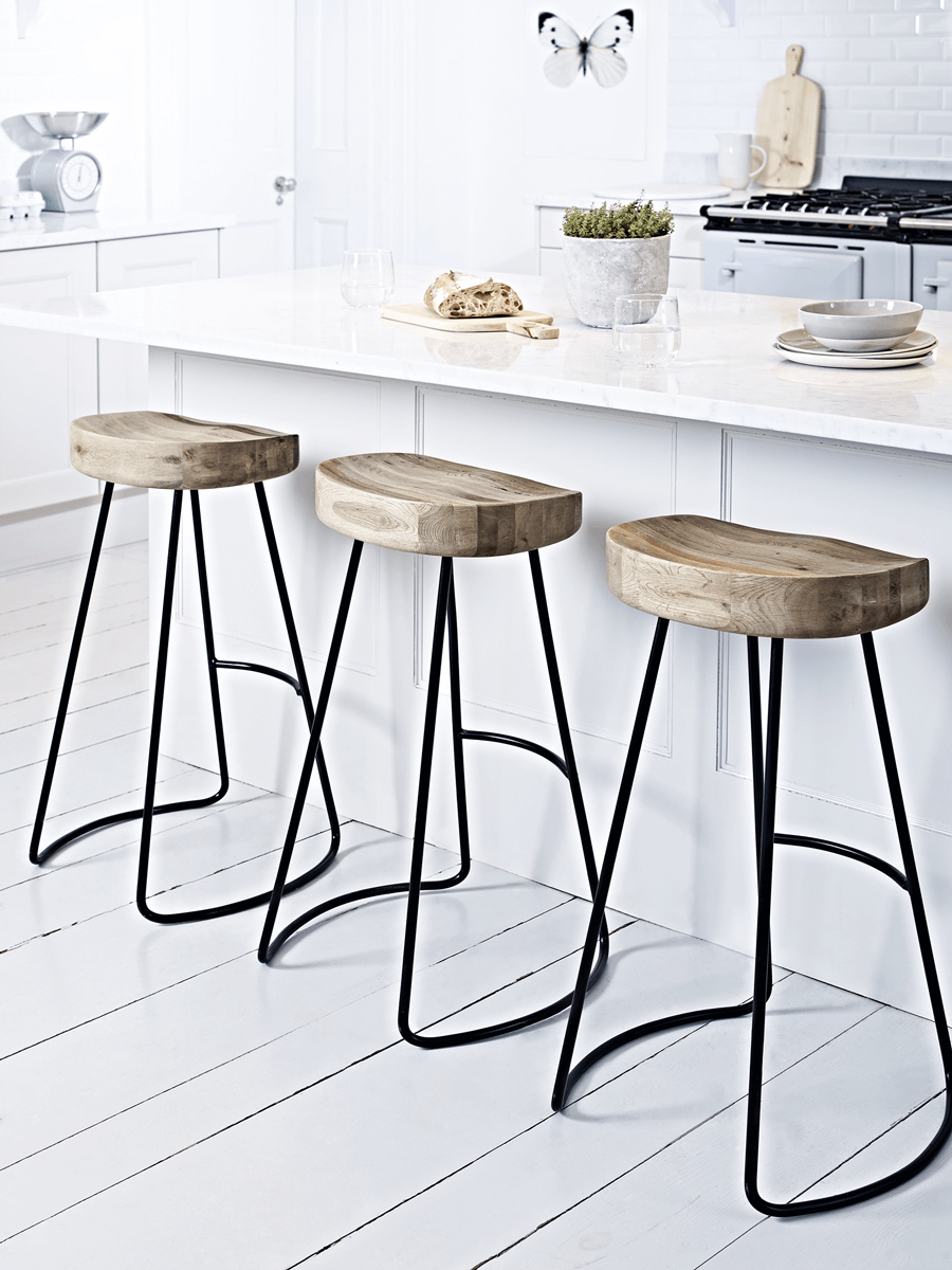 Табурет в стиле Сканди