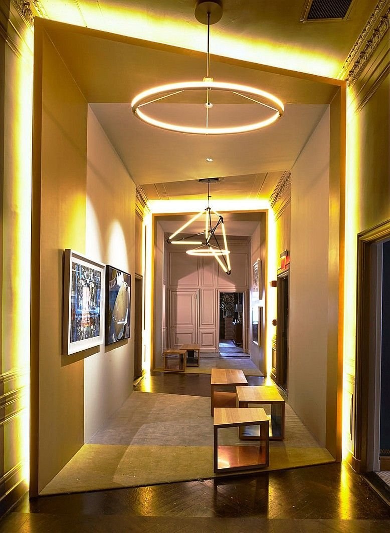 Освещение в холле