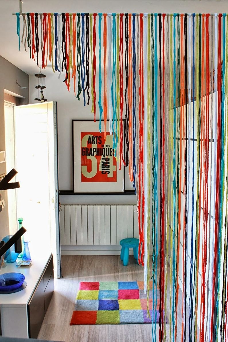 Декоративные шторы на дверной проем