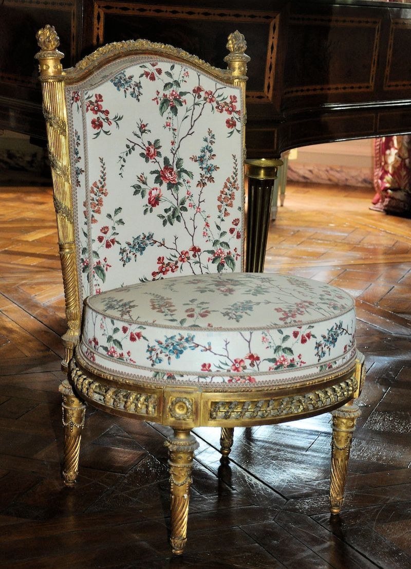 Мебель в стиле Марии Антуанетты