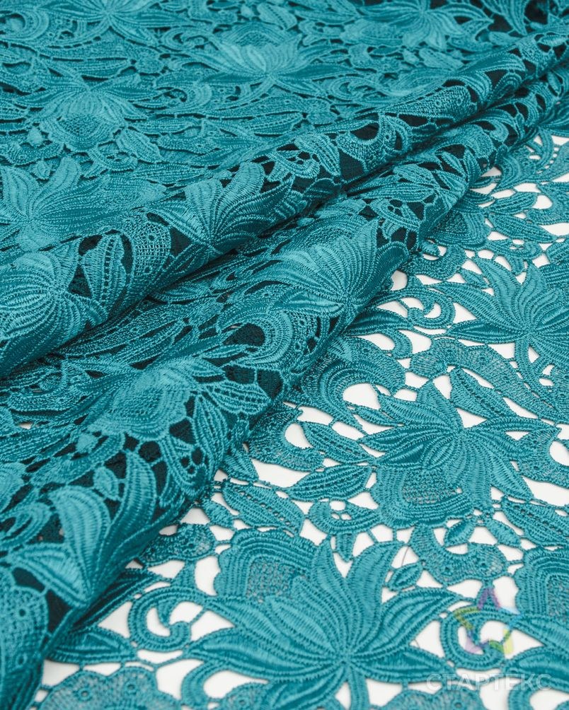 Кружевное полотно бирюзового цвета