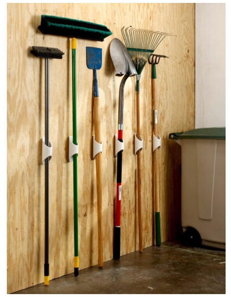 Хранение садового инвентаря