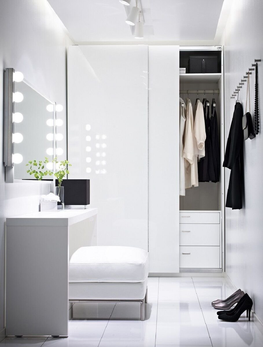 Икеа ПАКС В прихожей