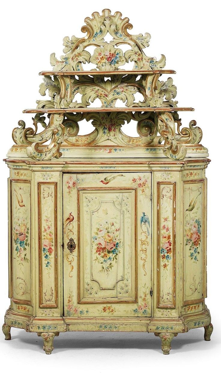 Комод рококо Франция 17 век