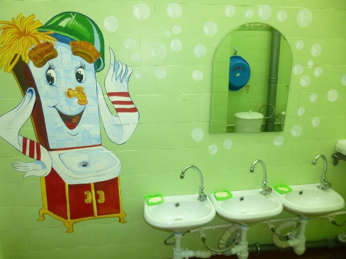 Перегородки в ванной в детском саду: как спроектировать комфортную и гигиеничную обстановку