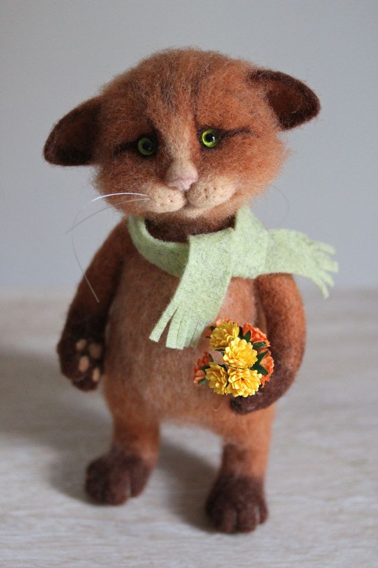 Кот валяный из шерсти