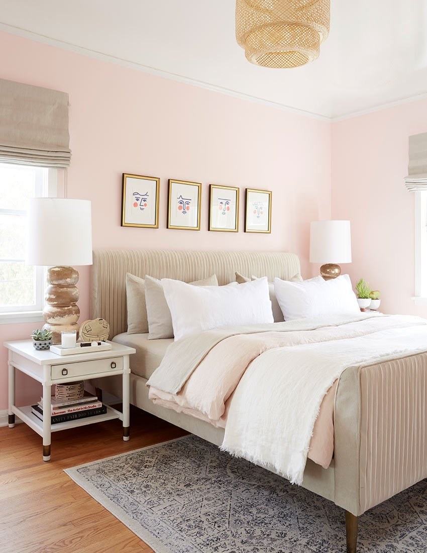 Спальня в постельных тогах