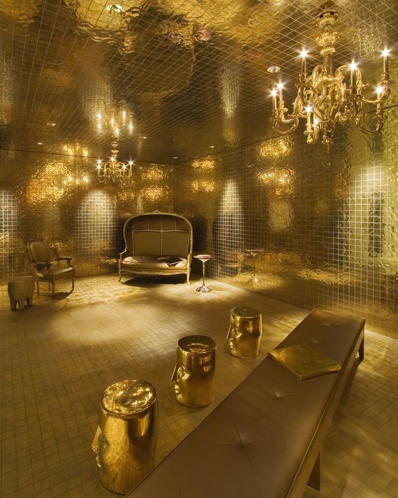 Филипп Старк дизайнер интерьеры золото