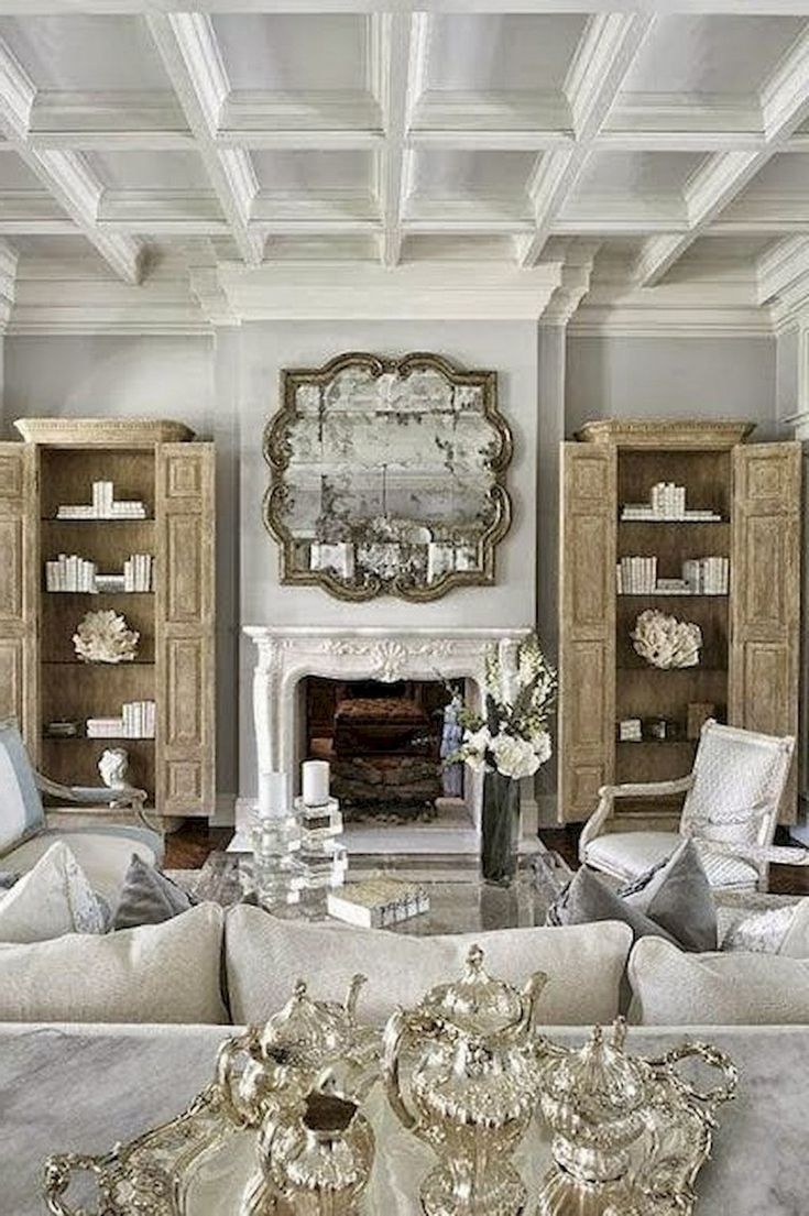 Предметы классического интерьера