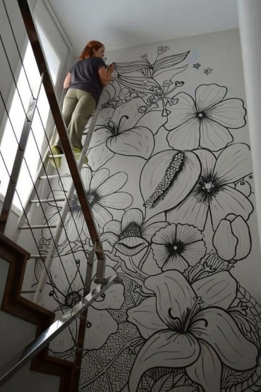 Простая роспись стен