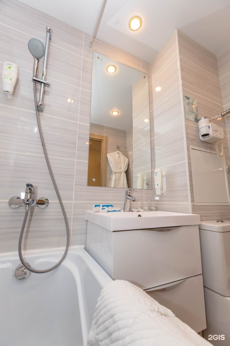 Гостиница Двина в Архангельске фото туалет маленький