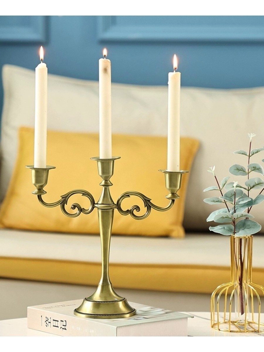 Канделябр 3-х рожковый. Белый