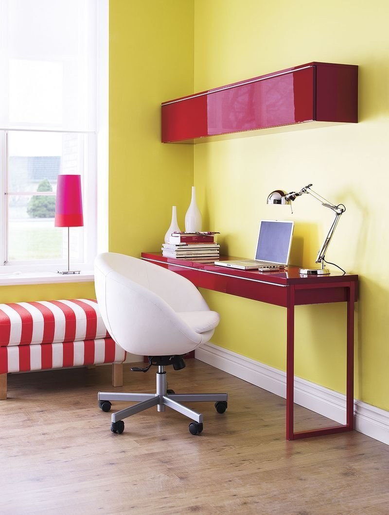 Стул для девочки подростка в комнату