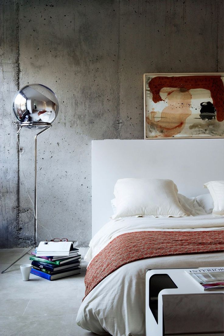 Бетонные стены в интерьере