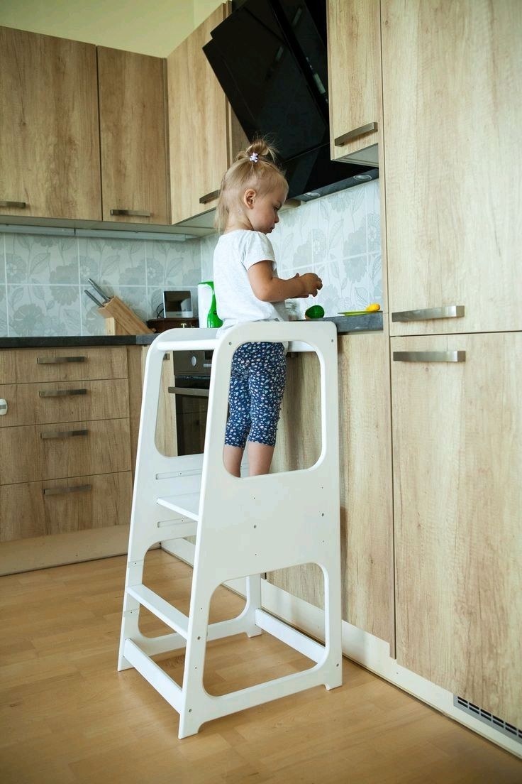 Стул башня Монтессори