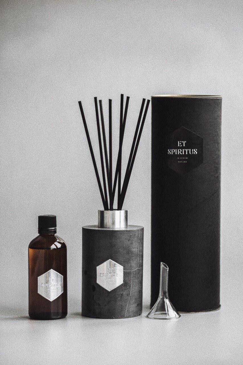 Ароматический диффузор Carthusia