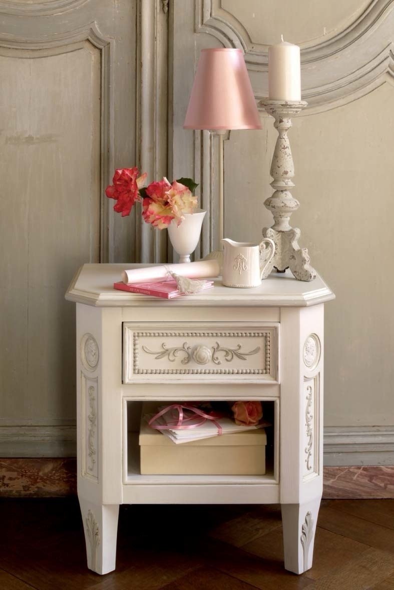 Тумба прикроватная Камея 13.46