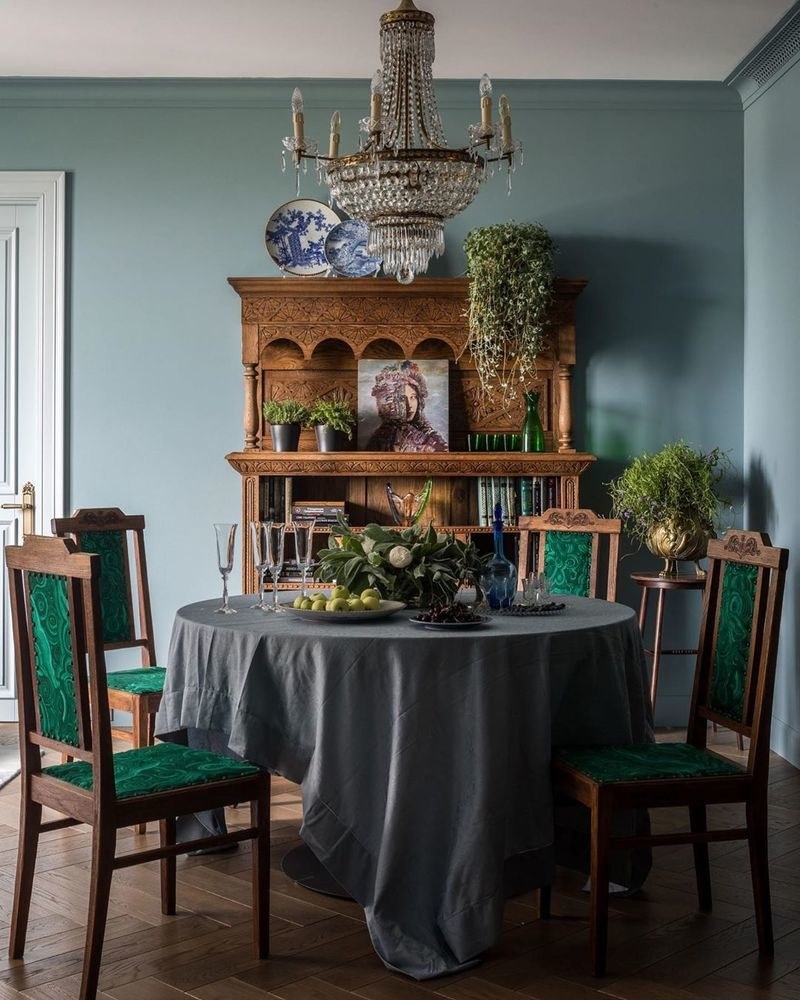 Антикварный интерьер