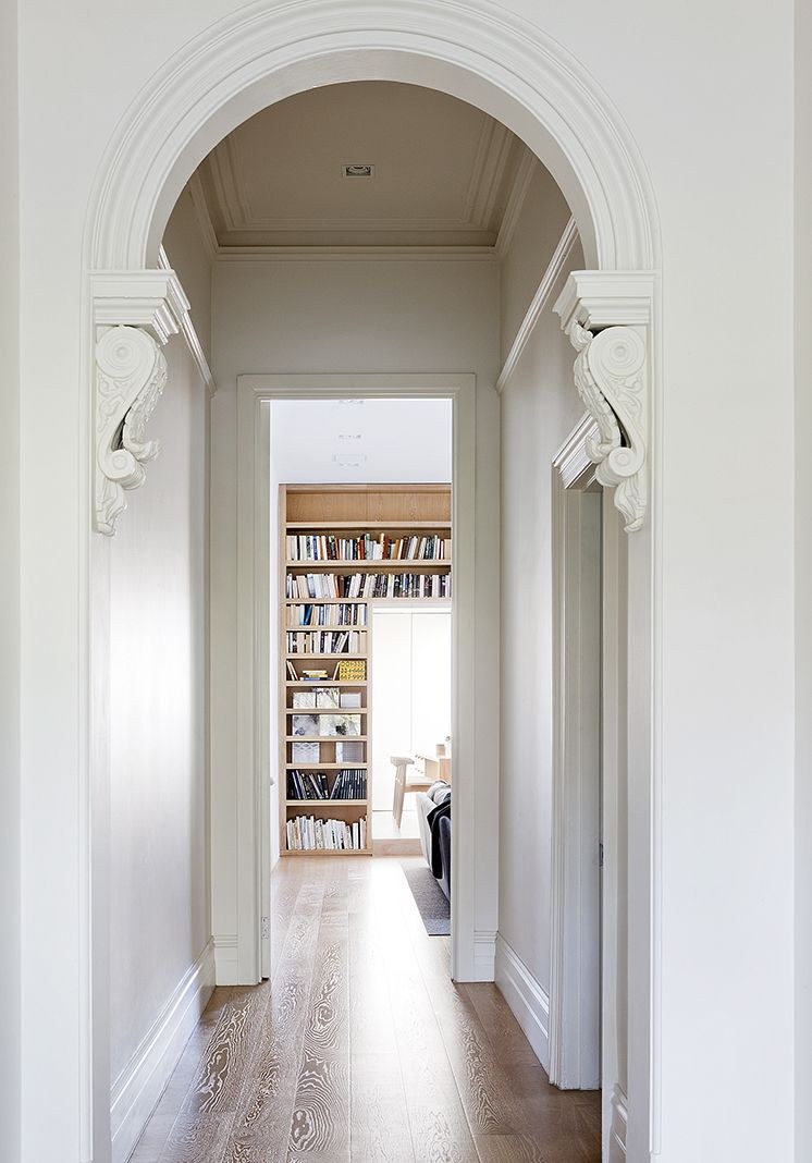 Арка из лепнины