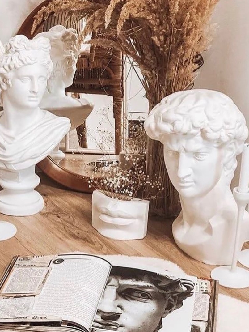 Декор из гипса для интерьера