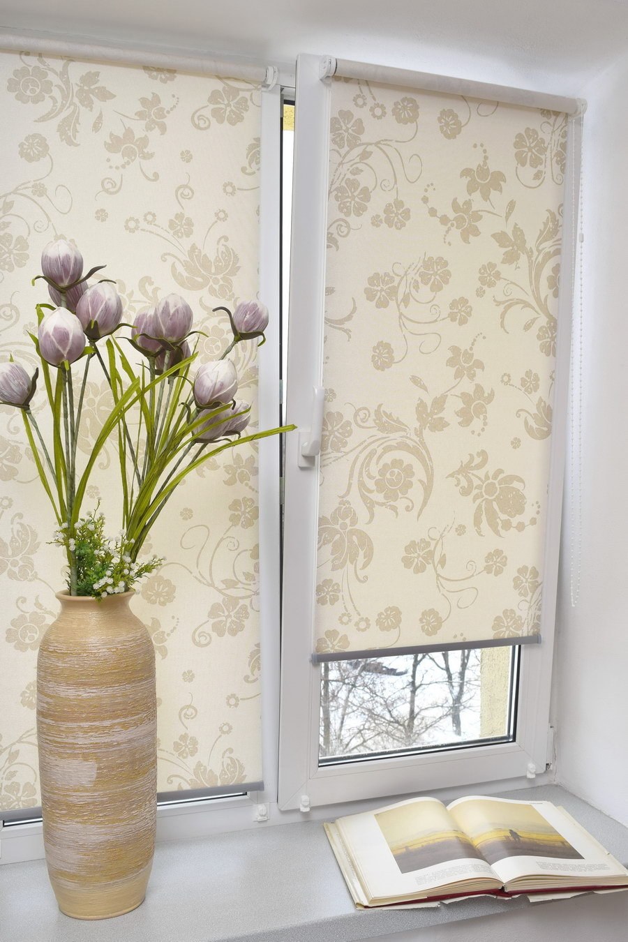 Рольшторы блэкаут с направляющими