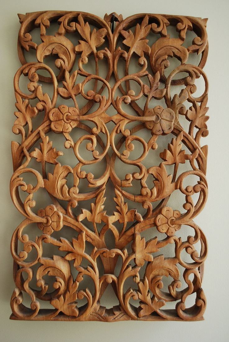 Прорезная ажурная резьба по дереву