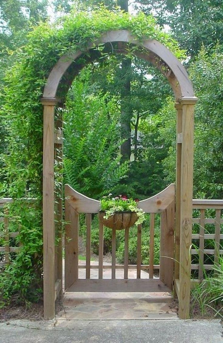 Арка пергола с калиткой
