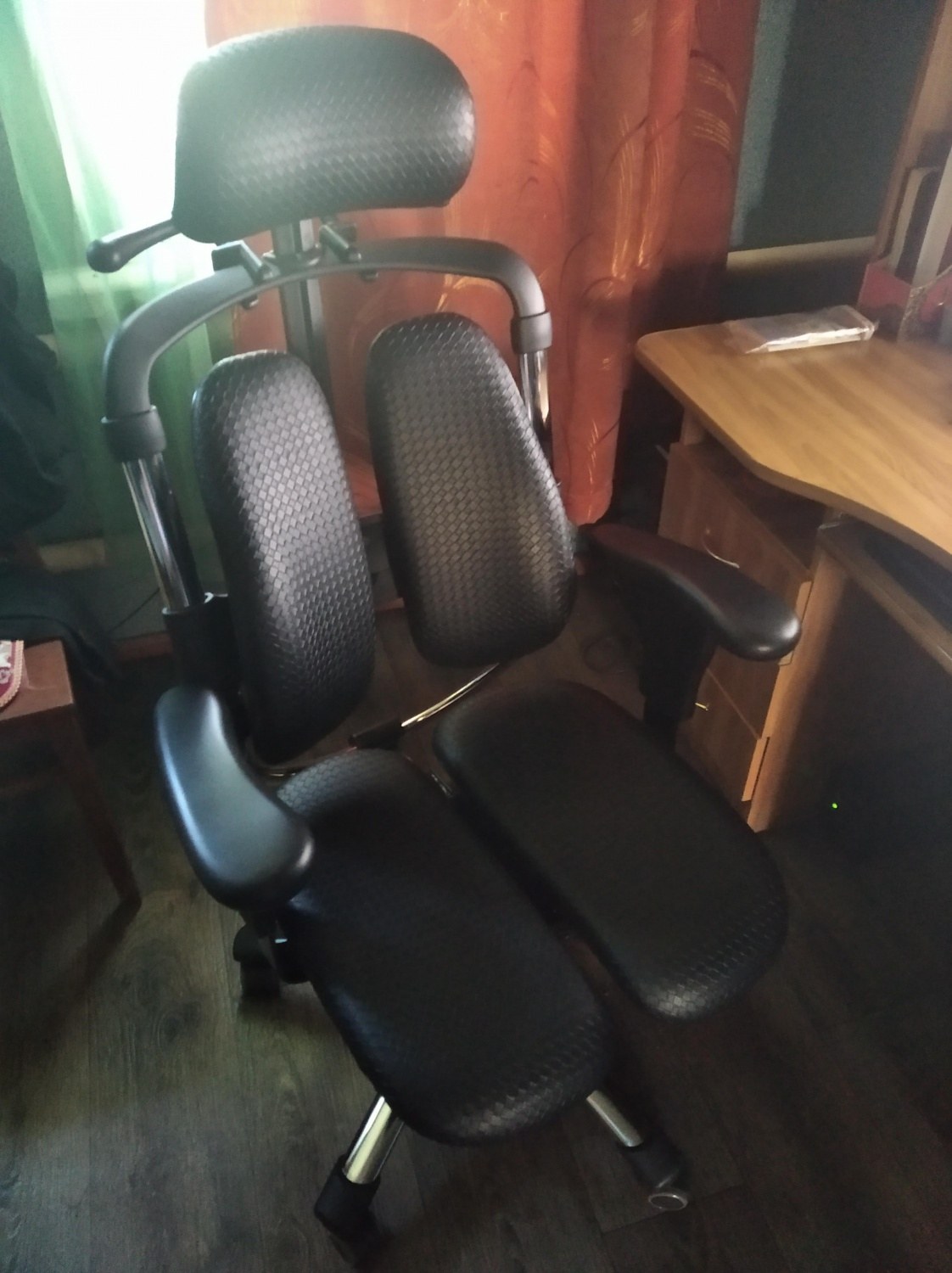 Компьютерное кресло hara chair uruus