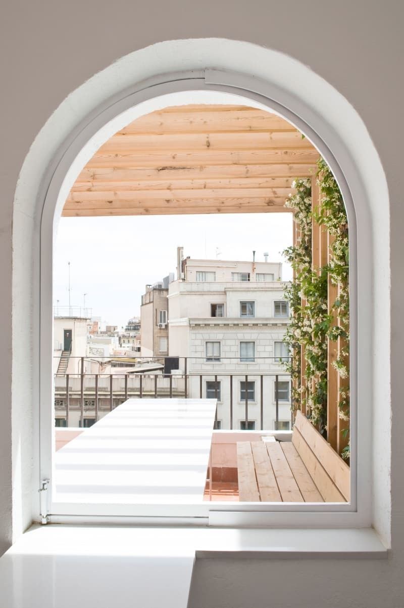 Арочные окна в интерьере