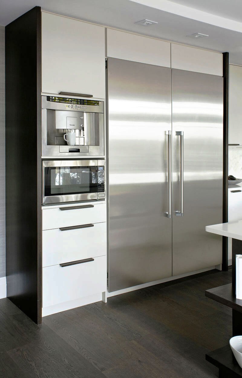 Встроенные кухонные шкафы