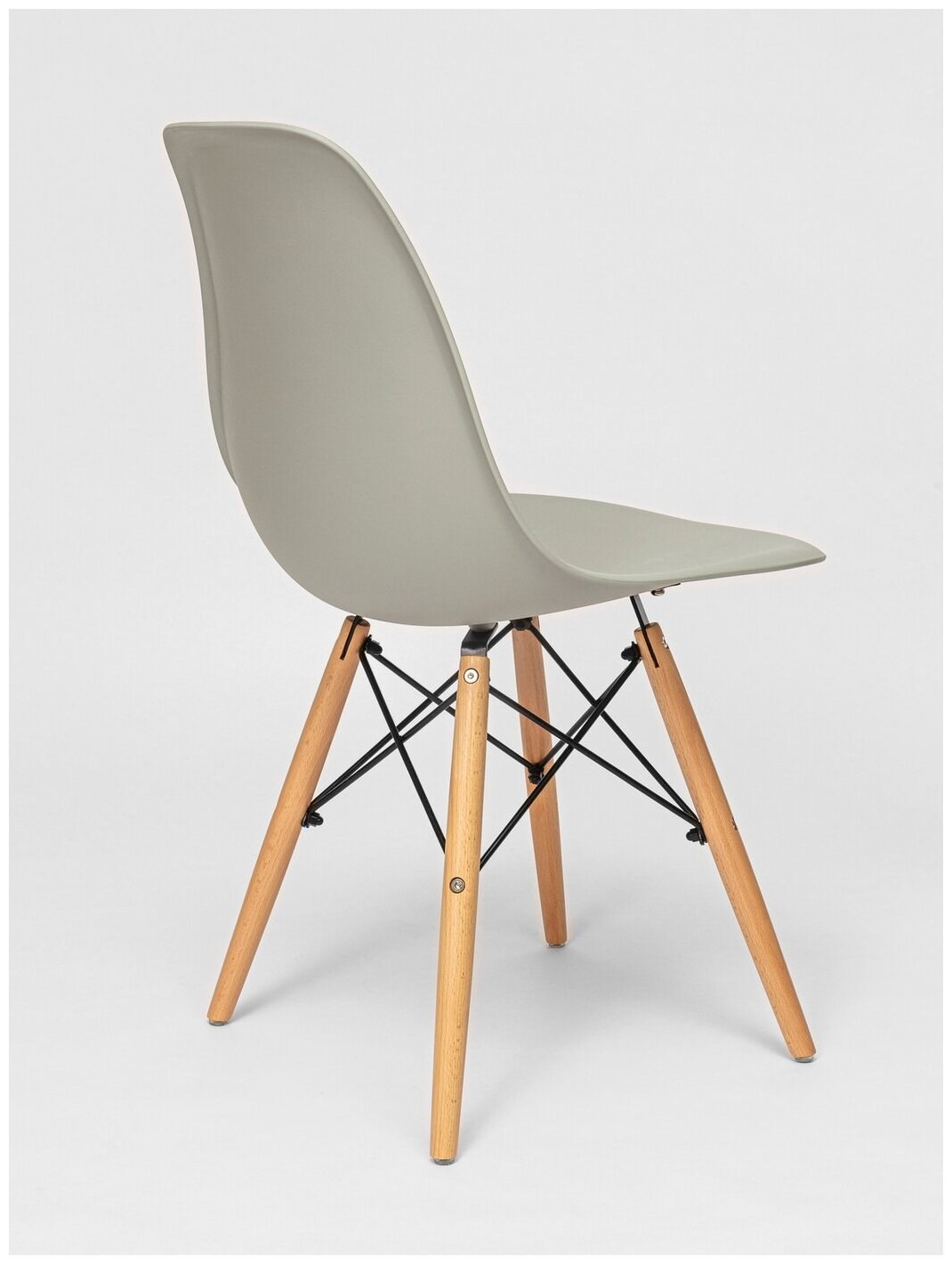 Стул кухонный eames