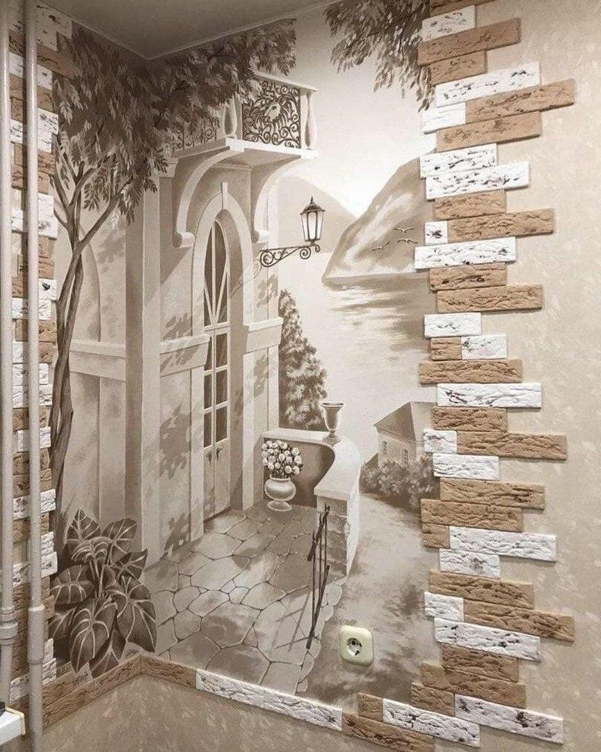 Фреска в прихожей