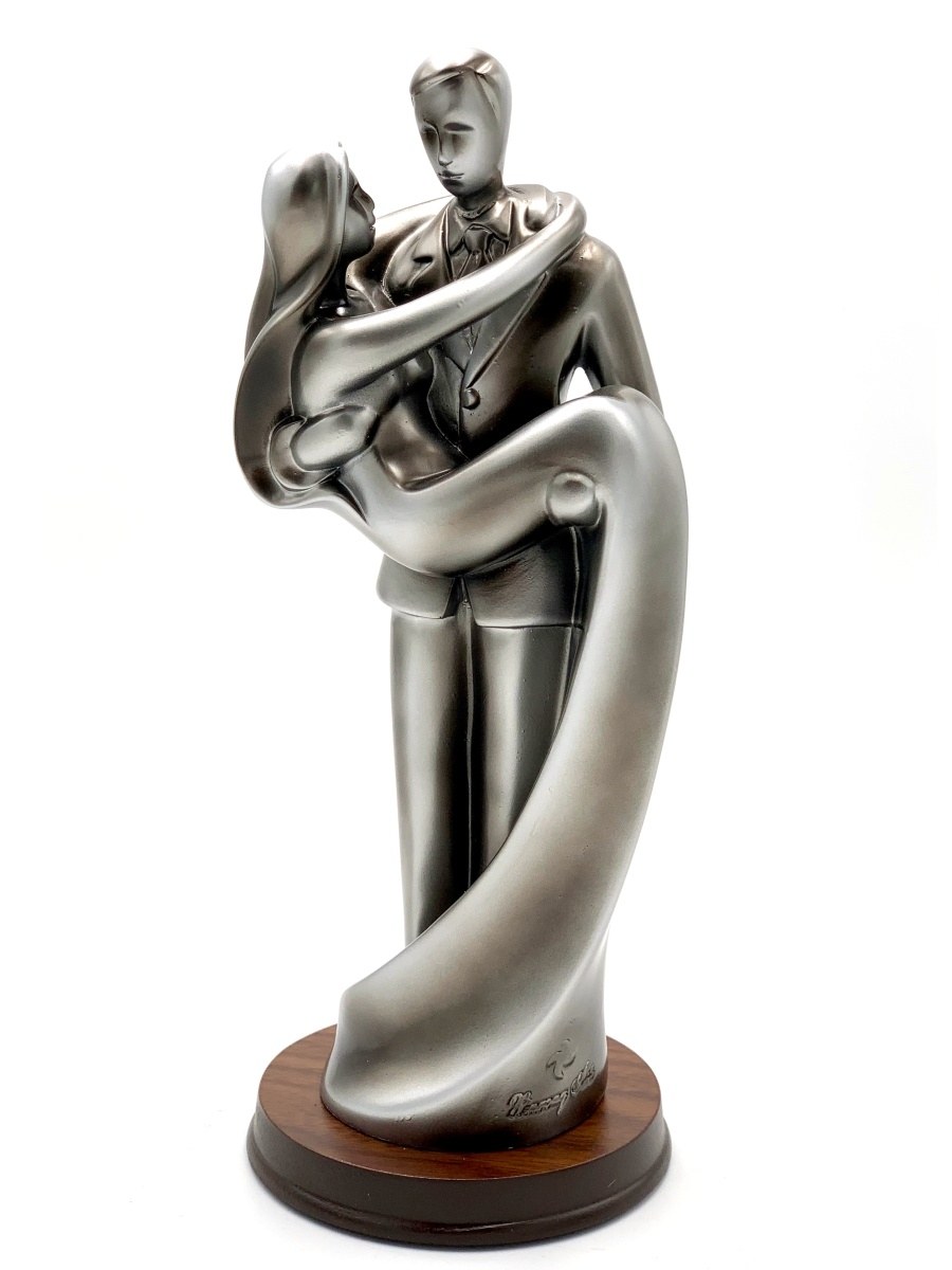 Напольные статуэтки для интерьера