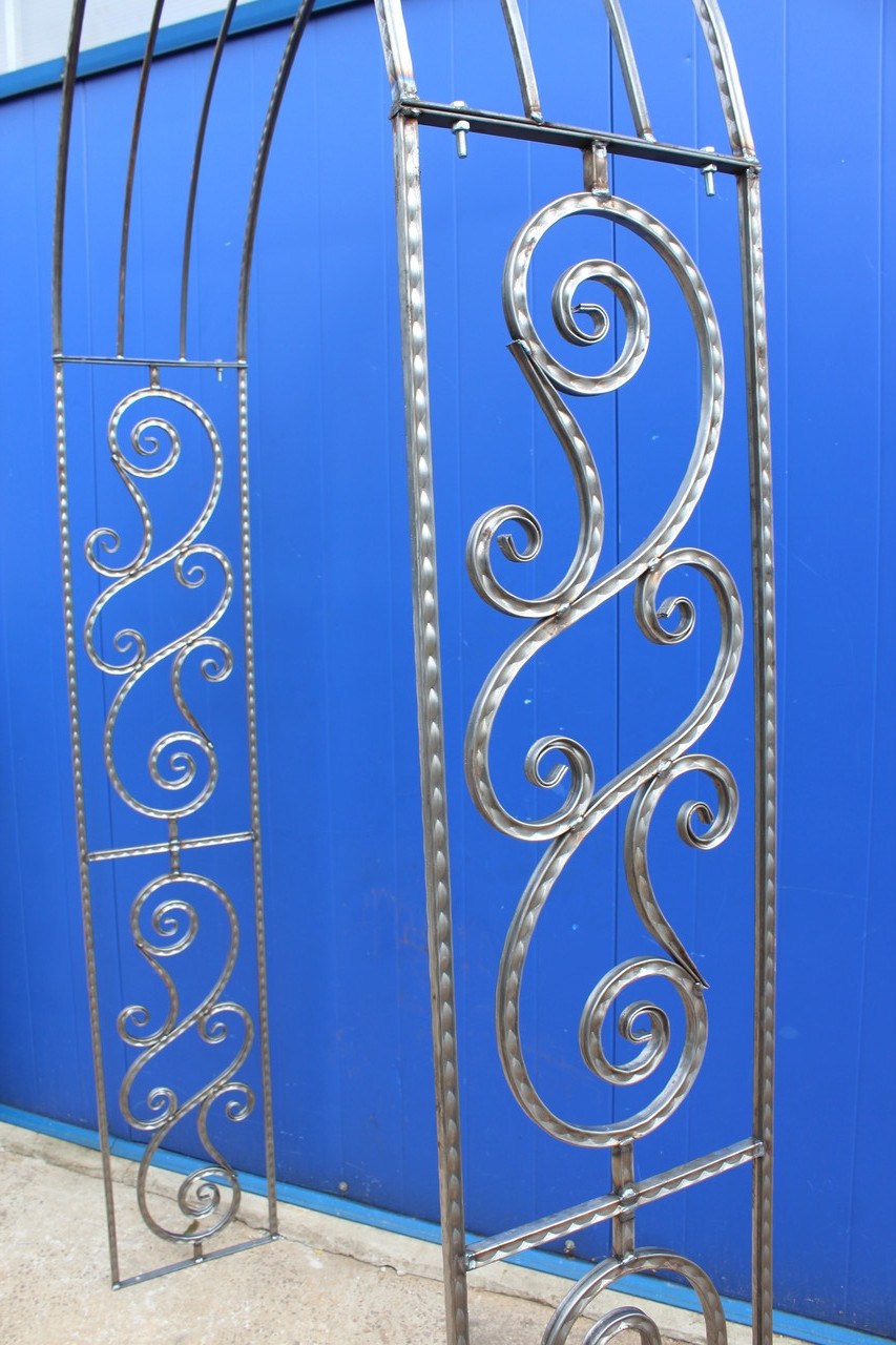 Садовые арки холодная ковка