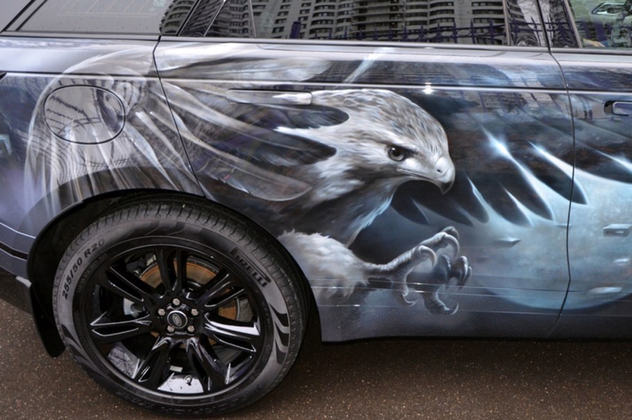 Аэрография на крыло автомобиля